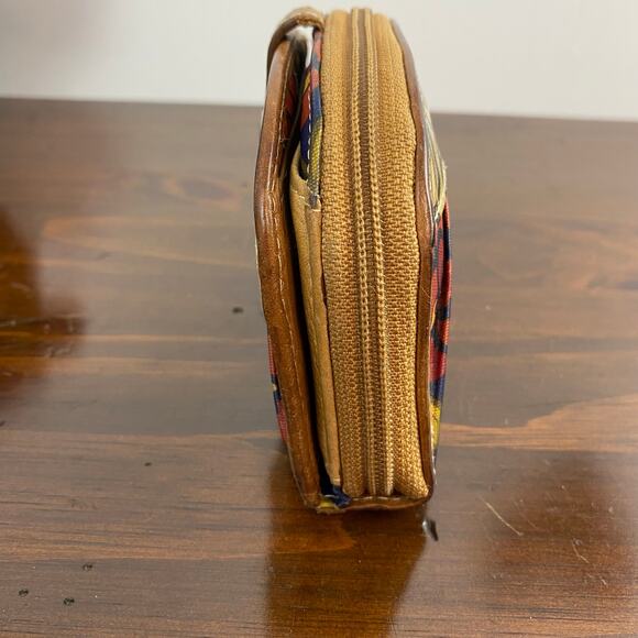 Fossil Floral Coated Canvas Zip Around ID Wallet - Picture 5 of 10